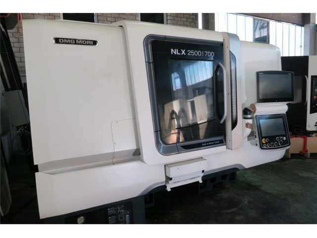 più figure Tornio DMG MORI NLX2500Y